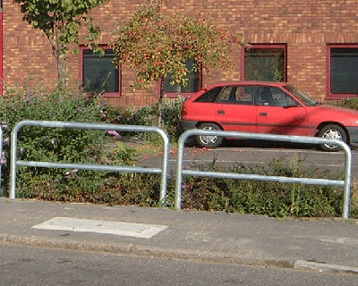 Perimeter Barriers with Horizontal Bar