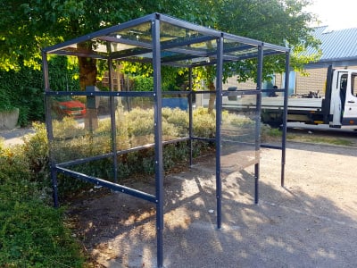 Shelter Store Smoking Shelter