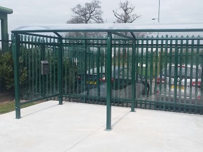 Large Venue Smoking Shelter