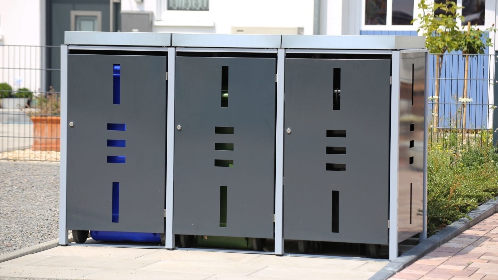 What Are The Benefits Of Using Bin Storage?